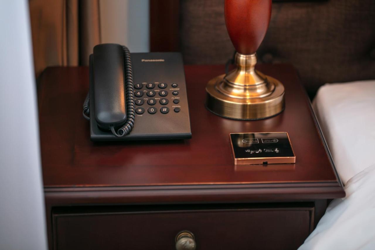 Halais Hotel Hanoi Exteriör bild